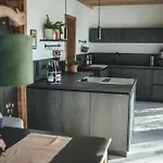 Apartment Lechrain Chalet - 5 Sterne Ferienhaus - Fuer 6 Personen - Biohof Zwischen Ammersee Und Lech *