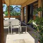 Lechrain Chalet - 5 Sterne Ferienhaus - Fuer 6 Personen - Biohof Zwischen Ammersee Und Lech * Reichling