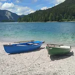 Lechrain Chalet - 5 Sterne Ferienhaus - Fuer 6 Personen - Biohof Zwischen Ammersee Und Lech Reichling